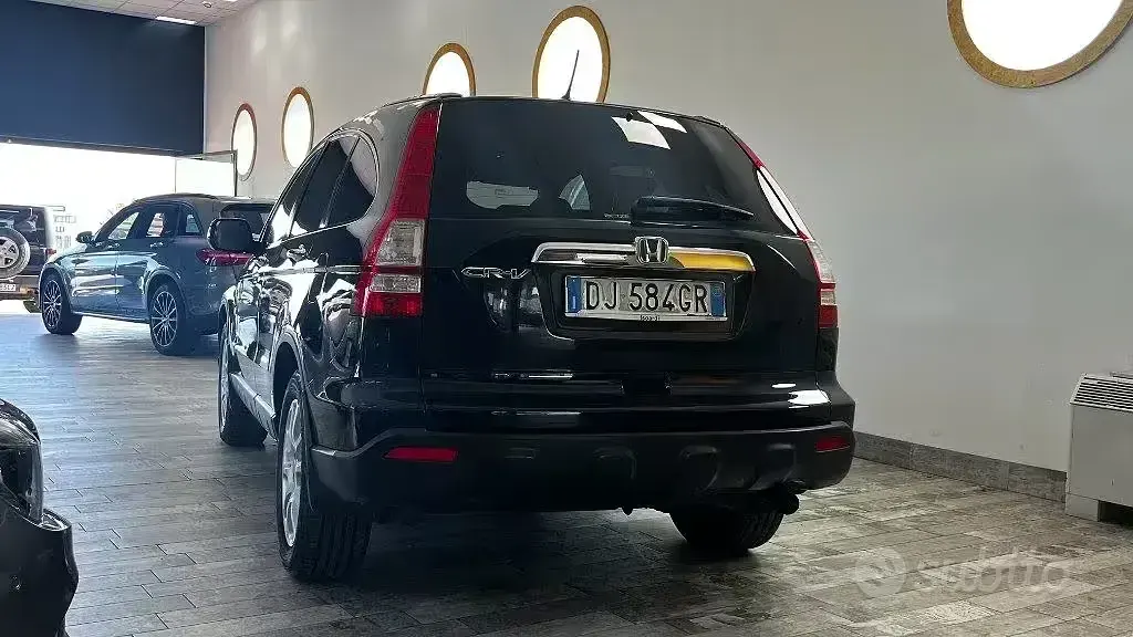 Usata Honda CR-V Comfort 140 CV (102 kW) 2007 Nero SUV