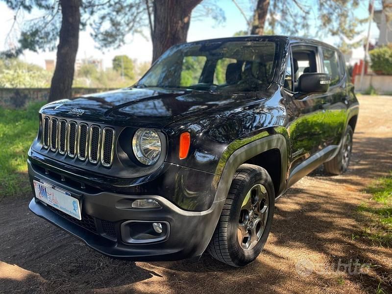 Usata Jeep Renegade Sport 140 CV (102 kW) 2017 Nero SUV