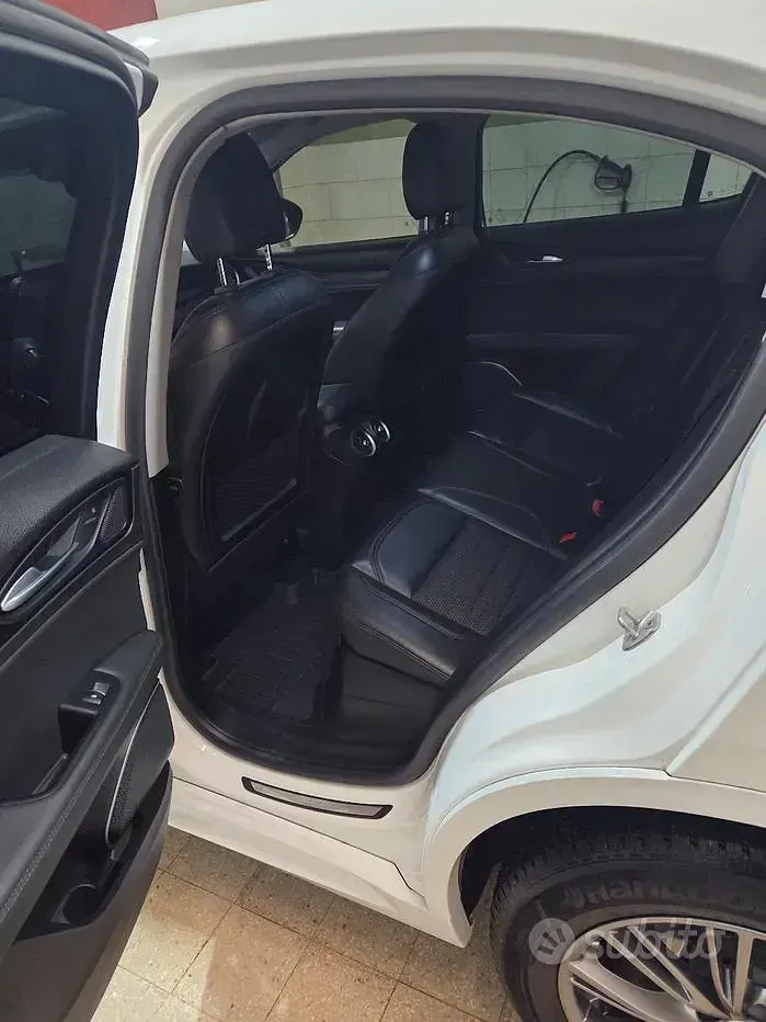 Usata Alfa Romeo Stelvio 2017 Bianco SUV