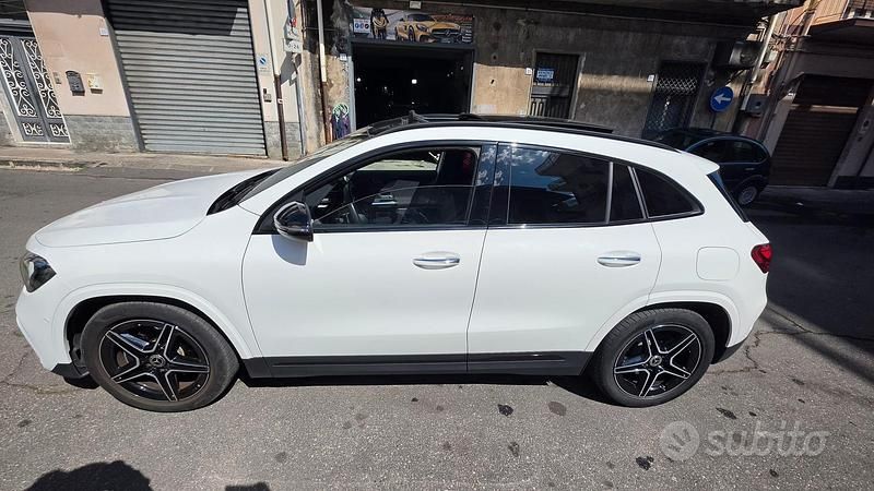 Usata Mercedes GLA200 AMG 163 CV (119 kW) 2024 SUV