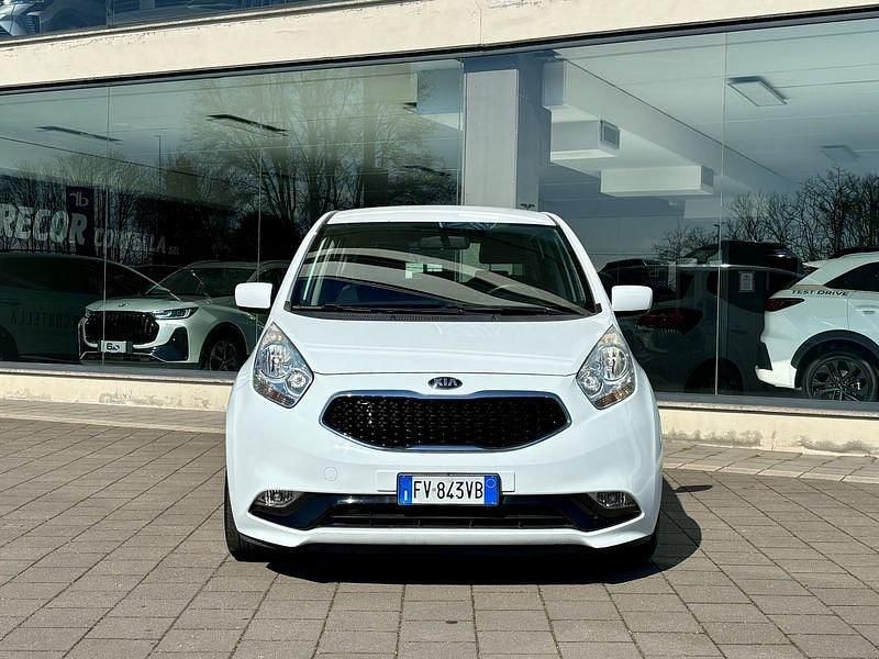 Usata Kia Venga Active 90 CV (66 kW) 2019 Bianco Utilitaria
