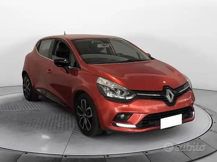 Usata Renault Clio IV 75 CV (55 kW) 2018 Rosso Berlina