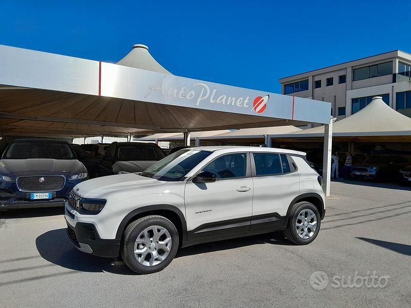 Nuova Jeep Avenger Altitude 101 CV (74 kW) 2025 Bianco SUV
