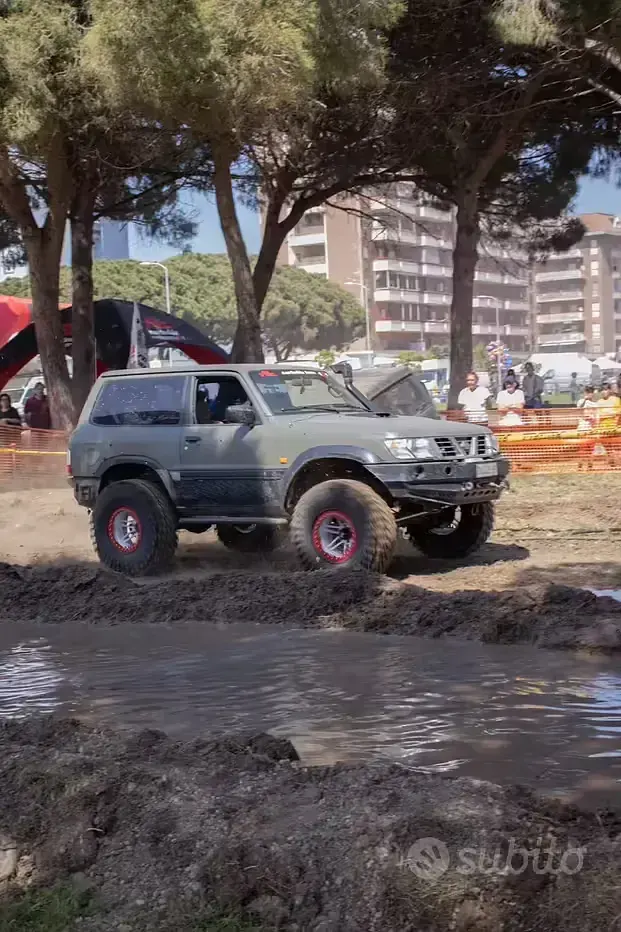 Usata Nissan Patrol 158 CV (116 kW) 2000 Verde SUV