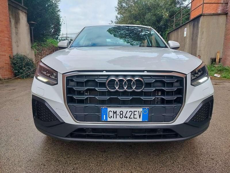 Usata Audi Q2 Business 150 CV (110 kW) 2022 Bianco SUV
