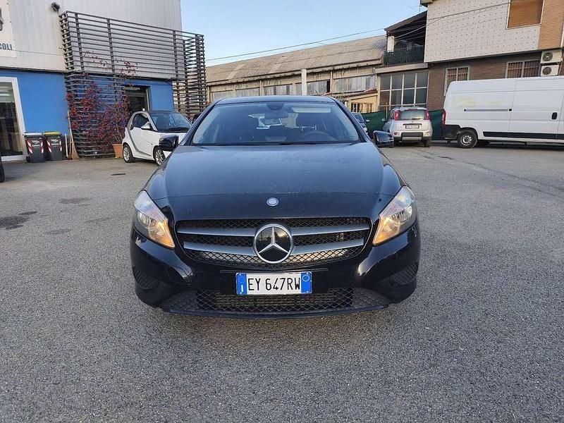 Usata Mercedes A180 Executive 109 CV (80 kW) 2015 Nero Berlina