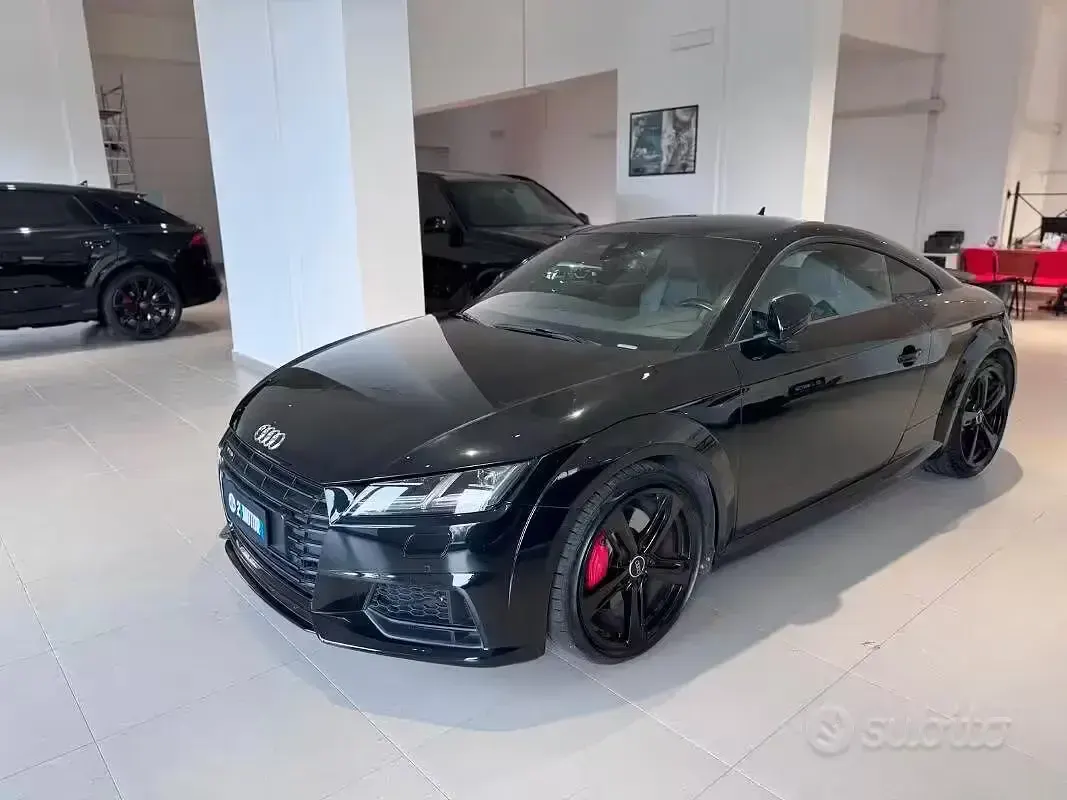 Käytetty Audi TTS Ambiente 310 HP (228 kW) 2017 Musta Coupe - kaksiovinen