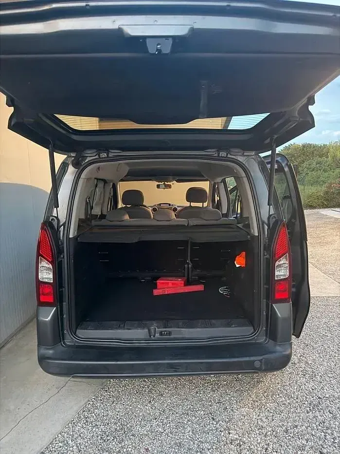 Usata Citroën Berlingo 110 CV (80 kW) 2015 Grigio Monovolume