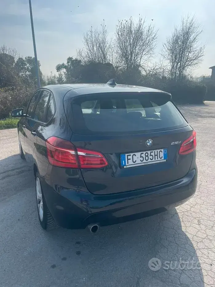 Usata BMW 216 116 CV (85 kW) 2016 Blu Monovolume