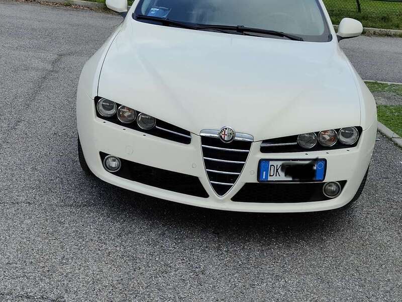Usato 2007 Alfa Romeo 159 2.4 Diesel 200 CV (5.700 €)