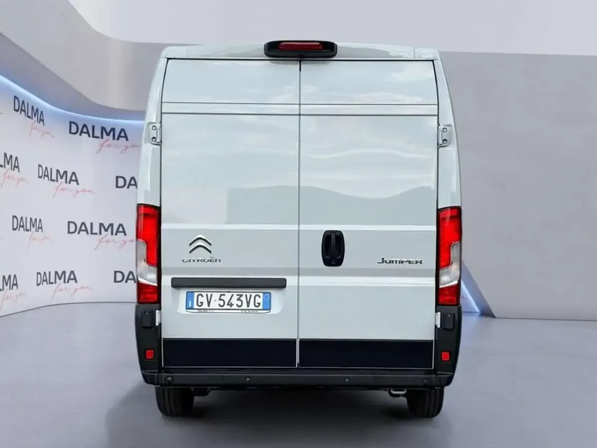 Usata Citroën Jumper Business Class 140 CV (102 kW) 2024 Bianco kaolin Monovolume