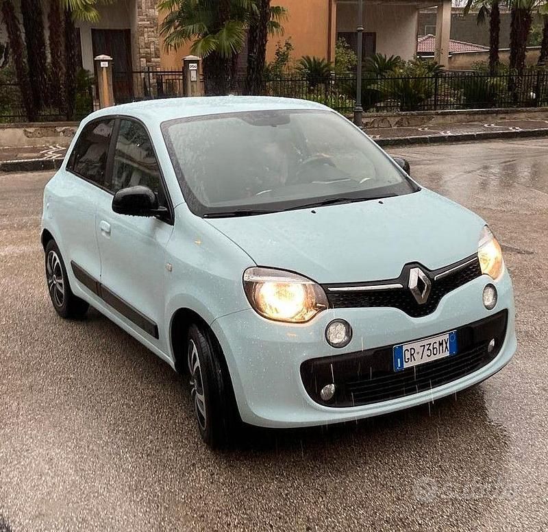 Blu Usata 2024 Renault Twingo Due volumi | 8950 € (Super prezzo) - Immagine 1/4