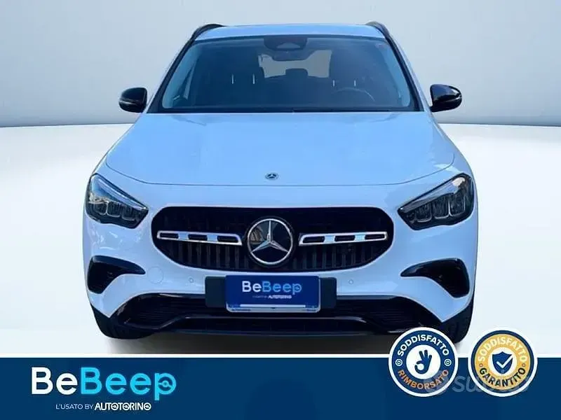 Käytetty Mercedes GLA200 Advanced 150 HP (110 kW) 2023 Valkoinen Katumaasturi