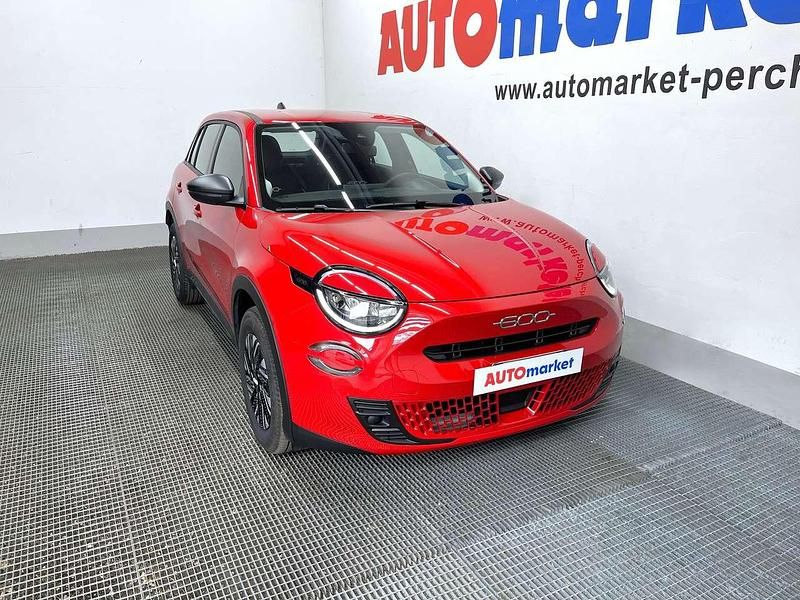 Usata Fiat 600 101 CV (74 kW) 2025 Rosso SUV