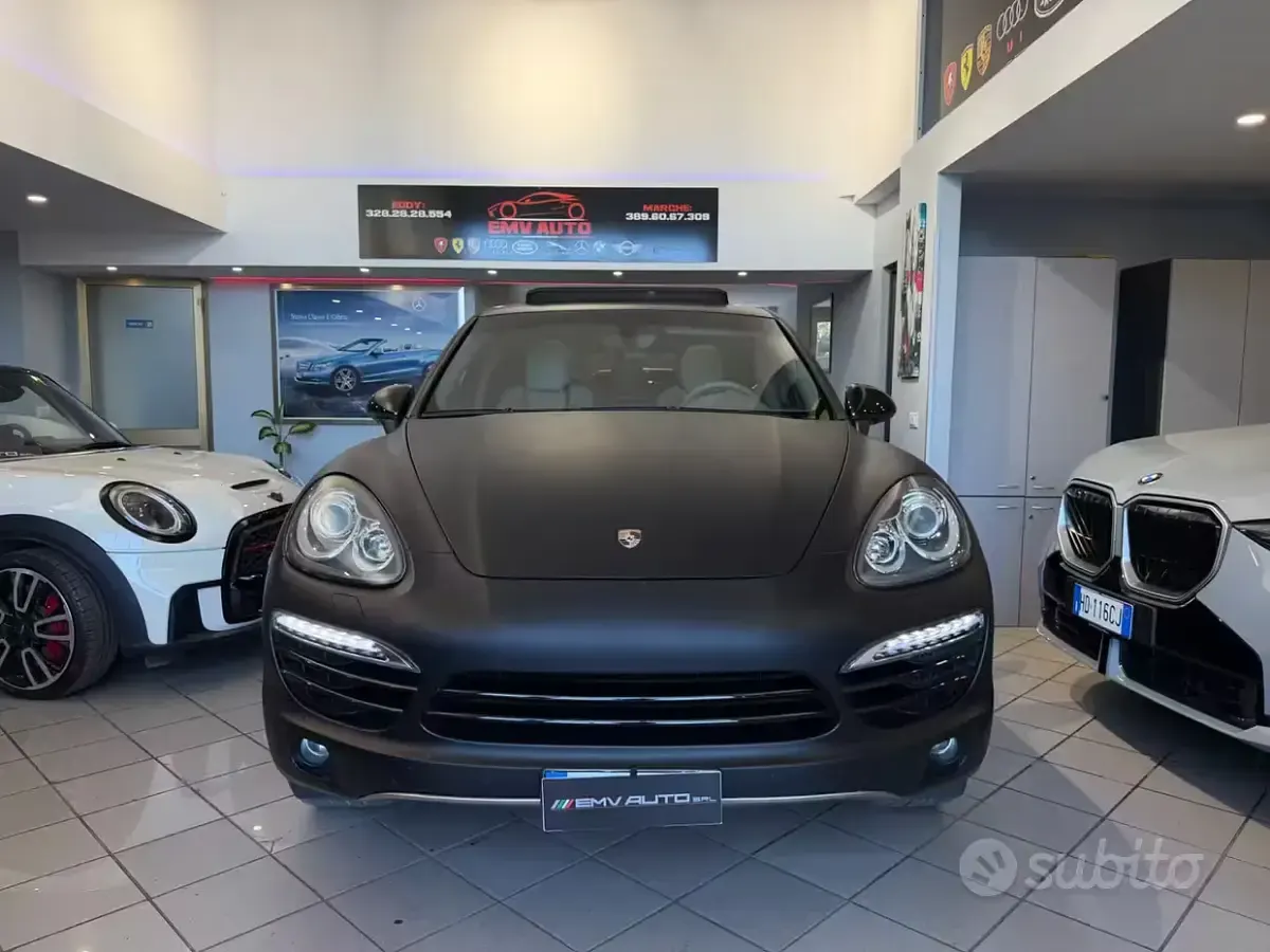 Usata Porsche Cayenne 239 CV (175 kW) 2010 Nero SUV