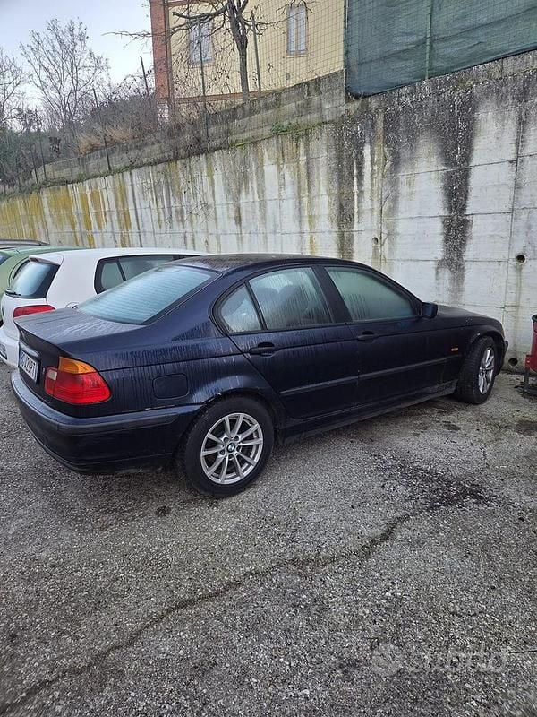 Usata BMW 316 1999 Blu Berlina
