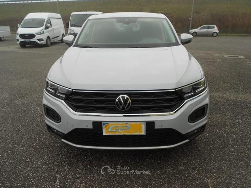 Usata VW T-Roc Life 150 CV (110 kW) 2022 Bianco pastello SUV