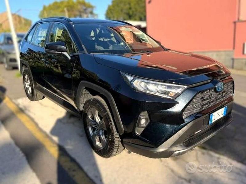 Usata Toyota RAV4 Hybrid Business Edition 222 CV (163 kW) 2022 Nero SUV