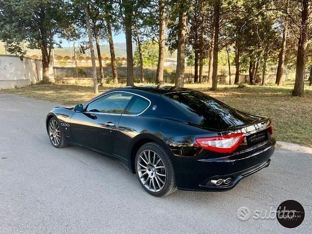 Usata Maserati Granturismo 440 CV (323 kW) 2010 Nero Coupé