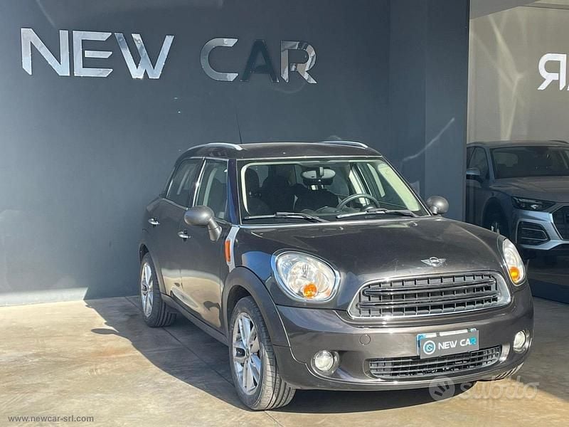 Usata Mini One D Countryman Business 90 CV (66 kW) 2016 Grigio SUV