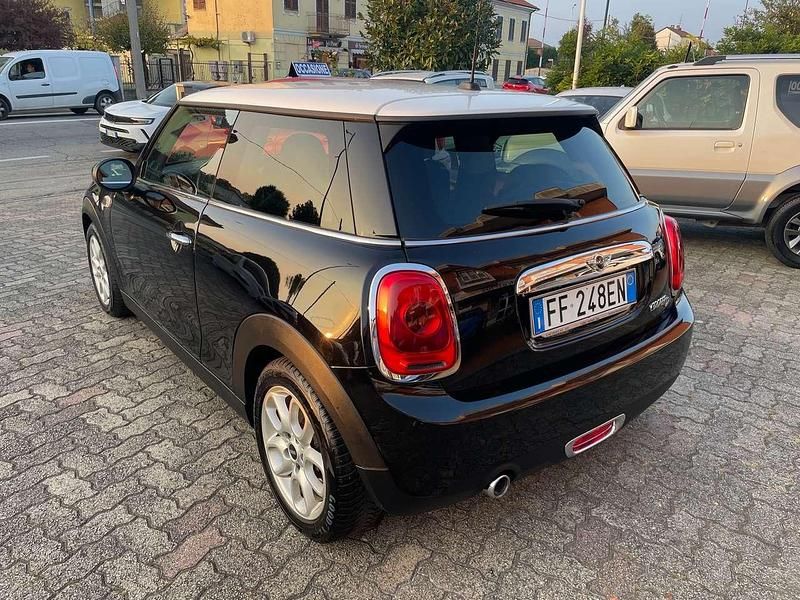 Usata Mini Cooper D 116 CV (85 kW) 2016 Nero Utilitaria