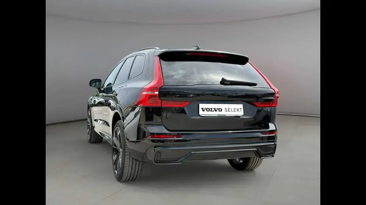 Usata Volvo XC60 Ultra 257 CV (189 kW) 2024 Nero SUV