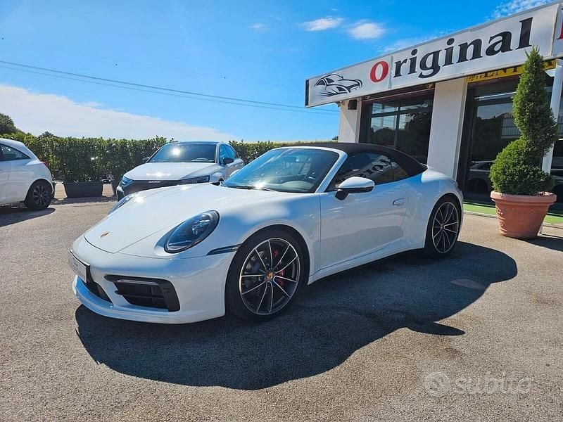 Usata Porsche 911 Carrera Cabriolet 384 CV (282 kW) 2022 Bianco Cabrio
