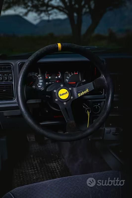 Usata Ford Sierra 125 CV (91 kW) 1990 Grigio Berlina