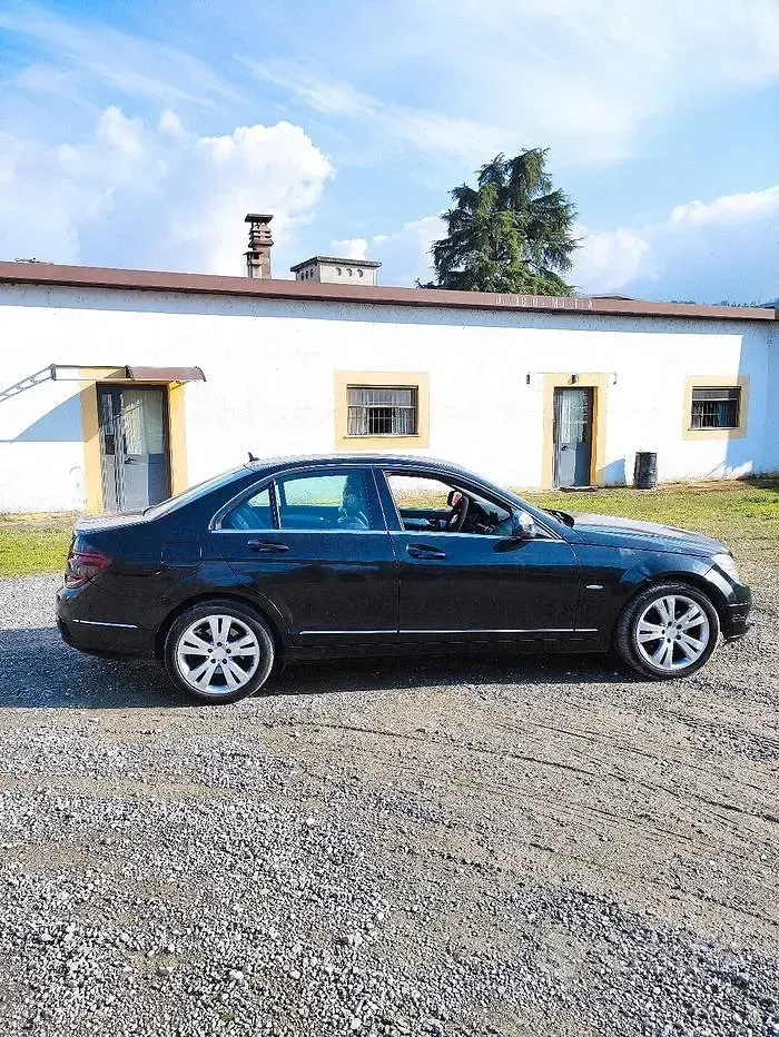 Usata Mercedes C220 170 CV (125 kW) 2008 Berlina