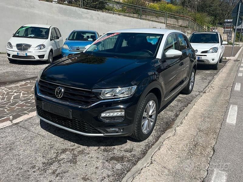 Usata VW T-Roc Style 110 CV (80 kW) 2021 Nero SUV