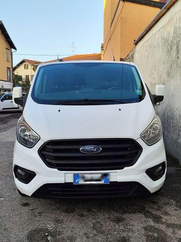 Usata Ford Transit Custom 107 CV (78 kW) 2021 Bianco Furgone