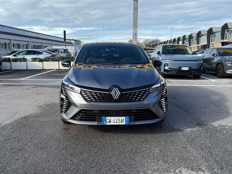 Usata Renault Clio V Techno 91 CV (66 kW) 2024 Grigio Utilitaria