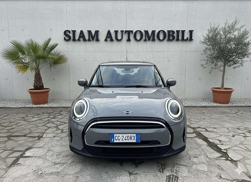 Grigio Usata 2021 Mini Cooper Classic Due volumi | 13.990 € (Super prezzo) - Immagine 1/4