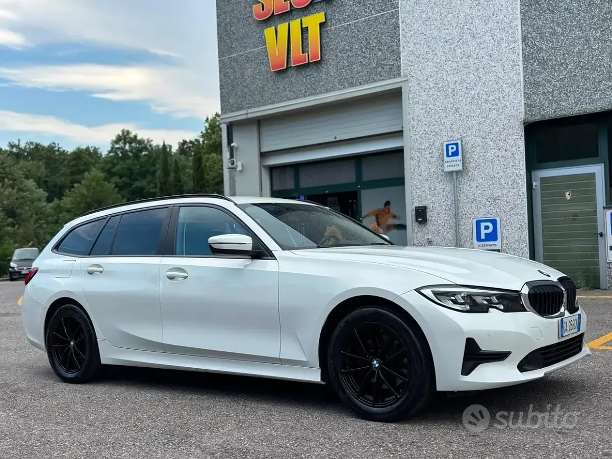 Usata BMW 320 Advantage 190 CV (139 kW) 2020 Bianco Station wagon