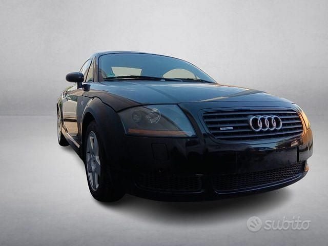 Usata Audi TT Business 179 CV (131 kW) 2000 Nero Coupé