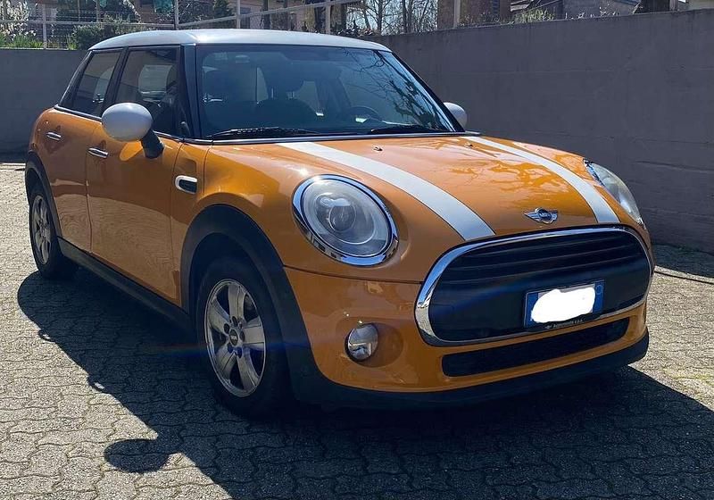 Usata Mini ONE 75 CV (55 kW) 2016 Utilitaria