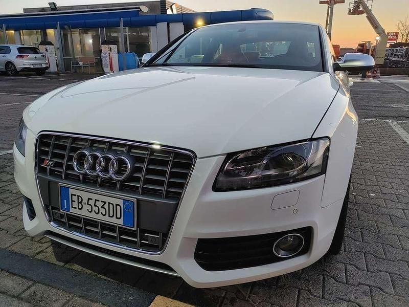 Usata Audi A5 Ambiente 354 CV (260 kW) 2010 Bianco Coupé