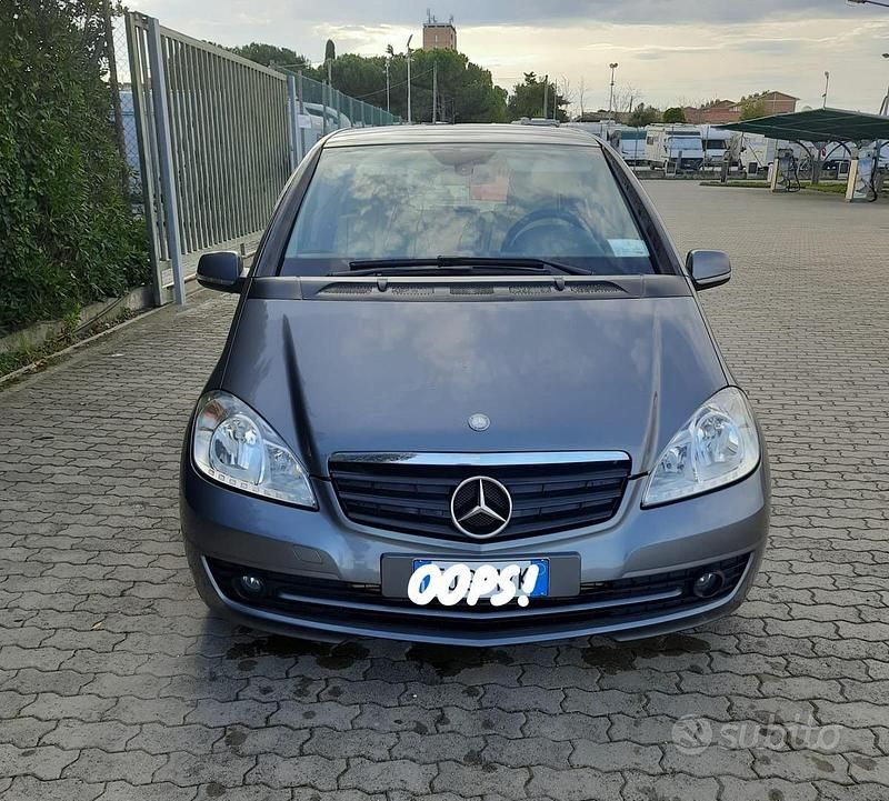 Usata Mercedes A160 Executive 95 CV (69 kW) 2011 Grigio Monovolume