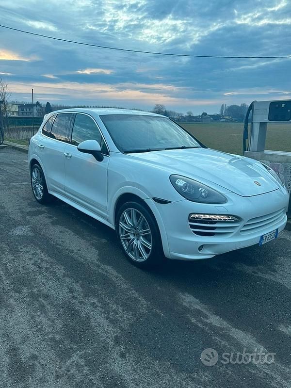 Usata Porsche Cayenne 250 CV (183 kW) 2013 Bianco SUV