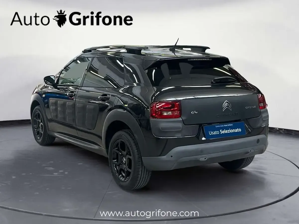 Usata Citroën C4 PureTech 82 CV (60 kW) 2016 Nero SUV