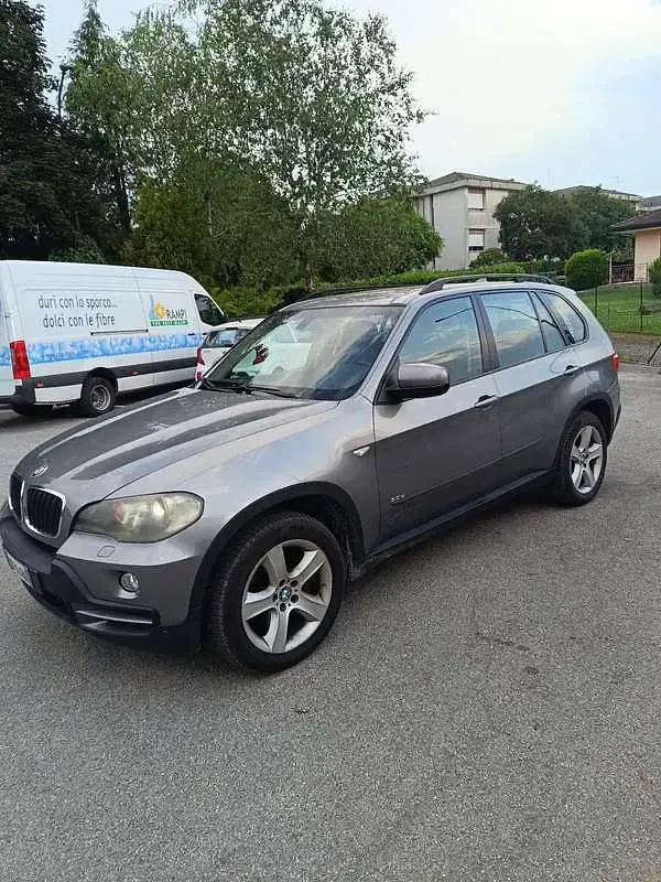 Usata BMW X5 218 CV (160 kW) 2007 SUV