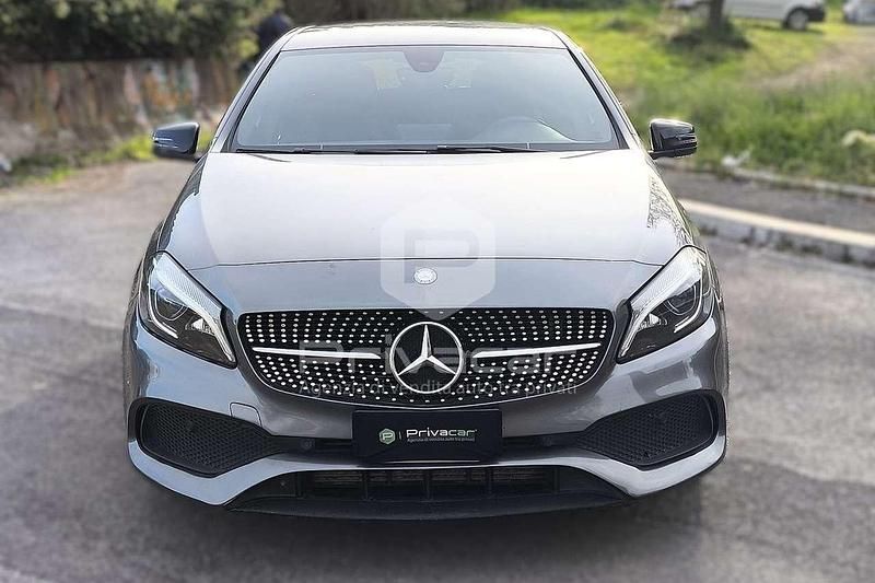 Usata Mercedes A200 Premium 136 CV (100 kW) 2018 Grigio Berlina