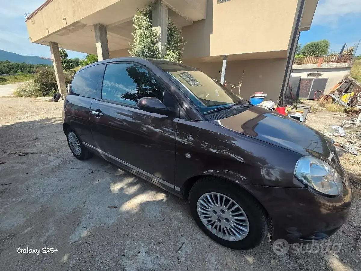 Usata Lancia Ypsilon 2009 Marrone Utilitaria