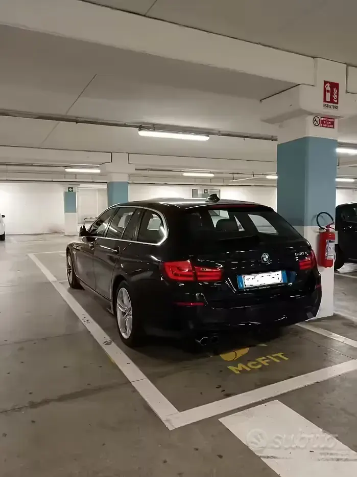 Usata BMW 530 M Sport 258 CV (189 kW) 2011 Blu Station wagon