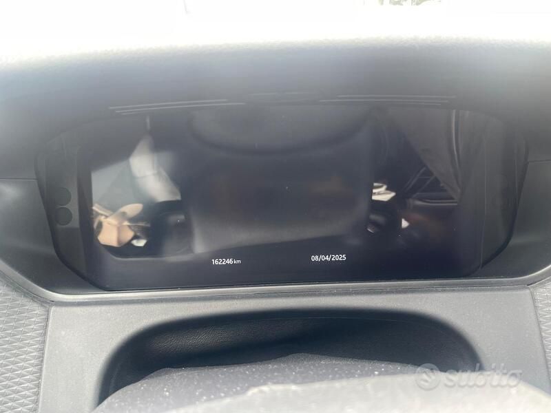 Usata Land Rover Range Rover Velar 241 CV (177 kW) 2019 Grigio SUV