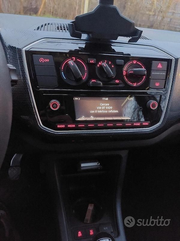 Usata VW up! Move 75 CV (55 kW) 2019 Utilitaria