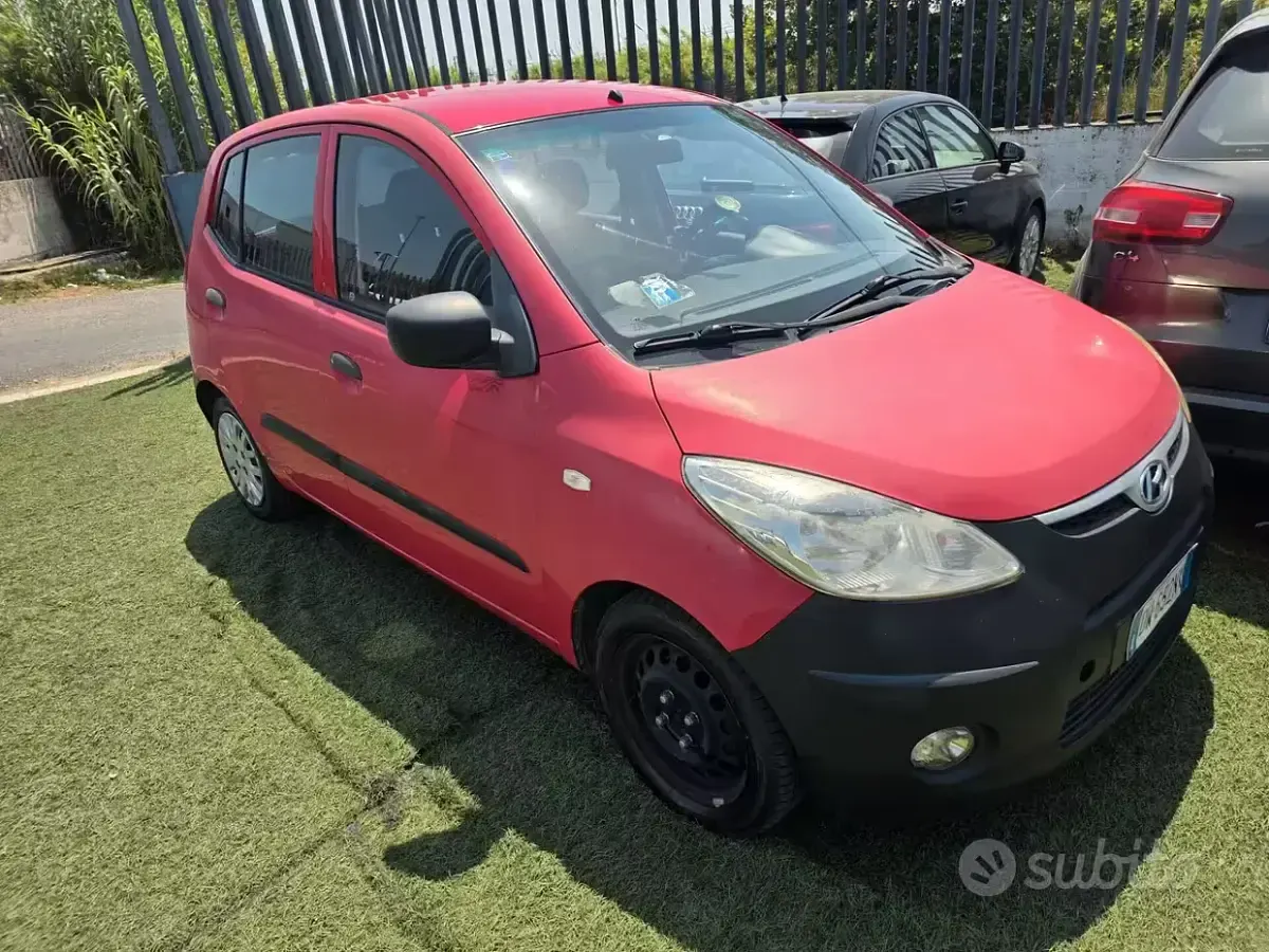 Usata Hyundai i10 Active 64 CV (47 kW) 2009 Rosso Utilitaria
