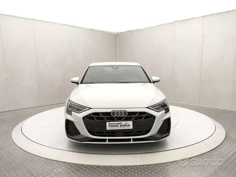 Usata Audi A3 S-Line 150 CV (110 kW) 2024 Bianco Berlina