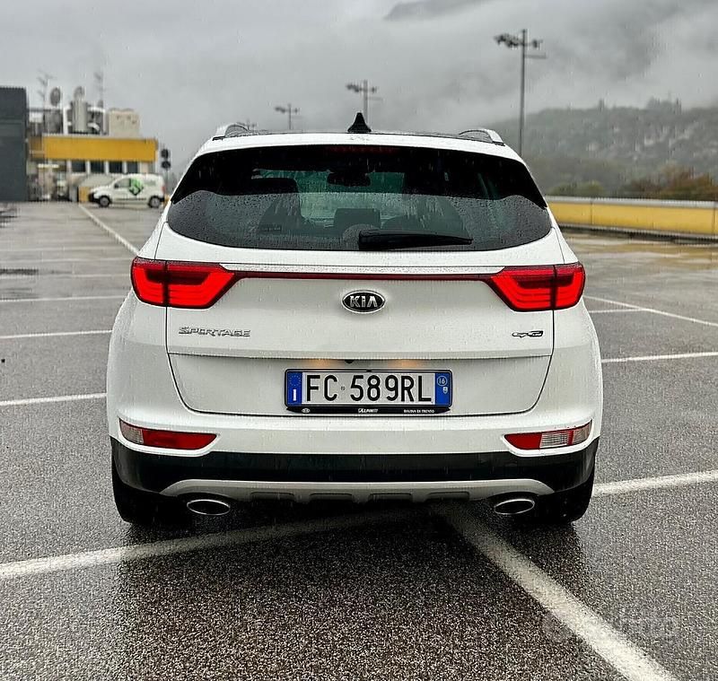 Usata Kia Sportage GT-Line 185 CV (136 kW) 2016 Bianco SUV