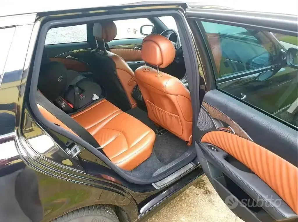 Usata Mercedes E220 Avantgarde 170 CV (125 kW) 2009 Nero Station wagon